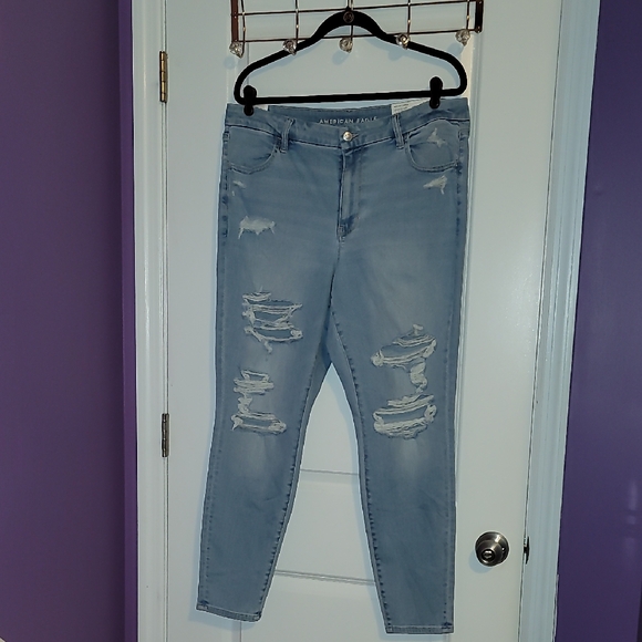 American Eagle Outfitters Denim - American Eagle Outfitters Light Blue Ripped Curvy High Rise Jegging Sz: 18 NWT